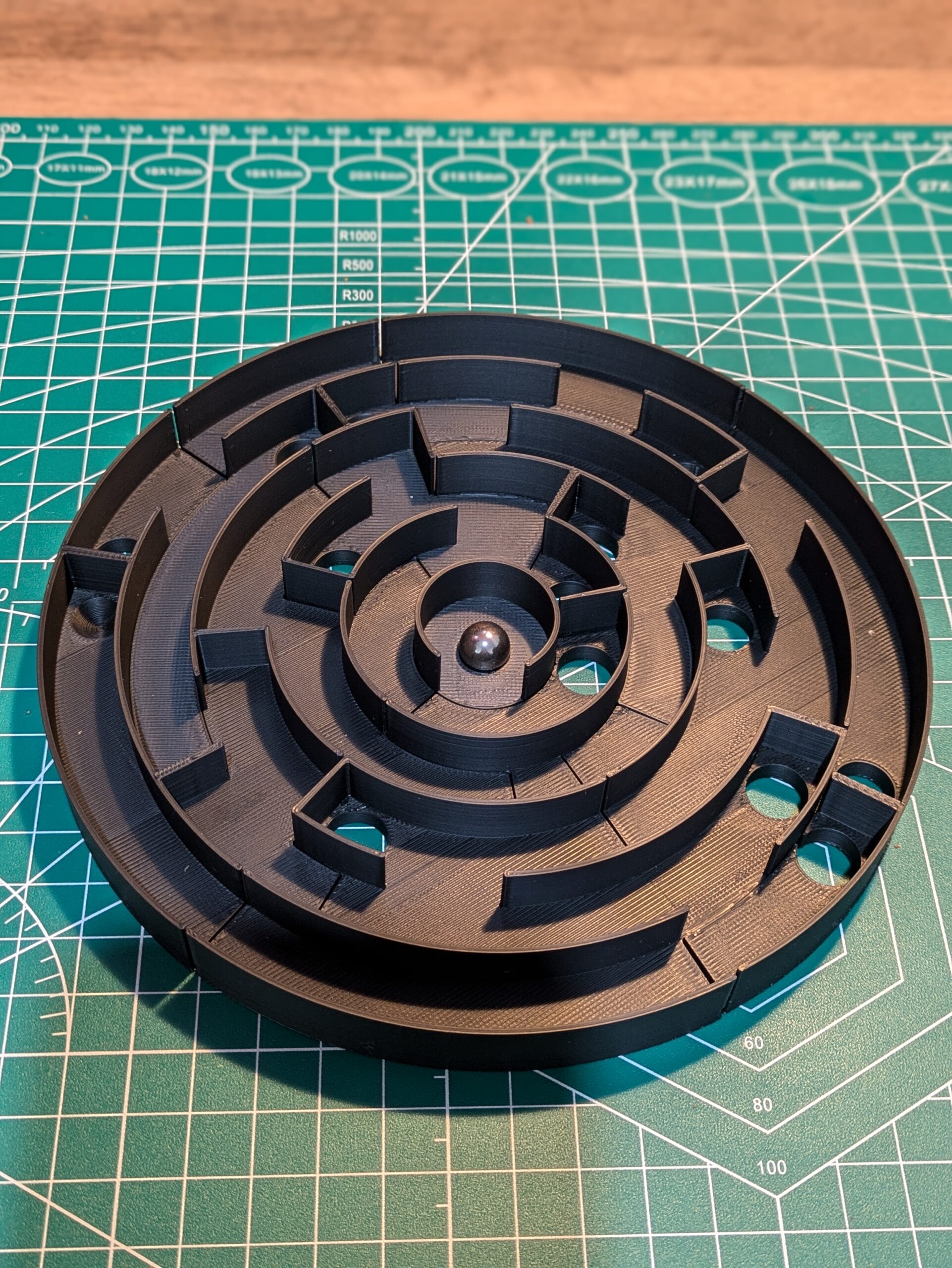 MAZE PUZZLE